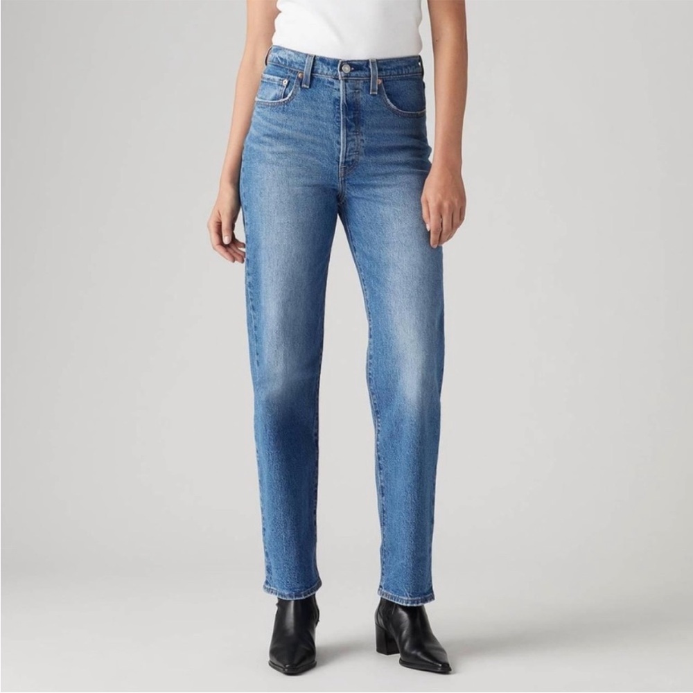Levi’s Ribcage Straight Ankle Jeans Size 29